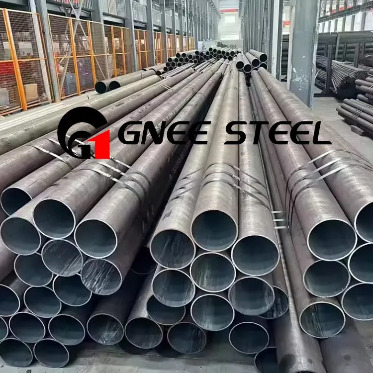 Tubo saldato a cucitura diritta L245