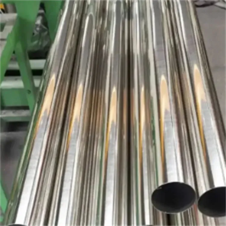 Tubo in acciaio inox saldato 904L